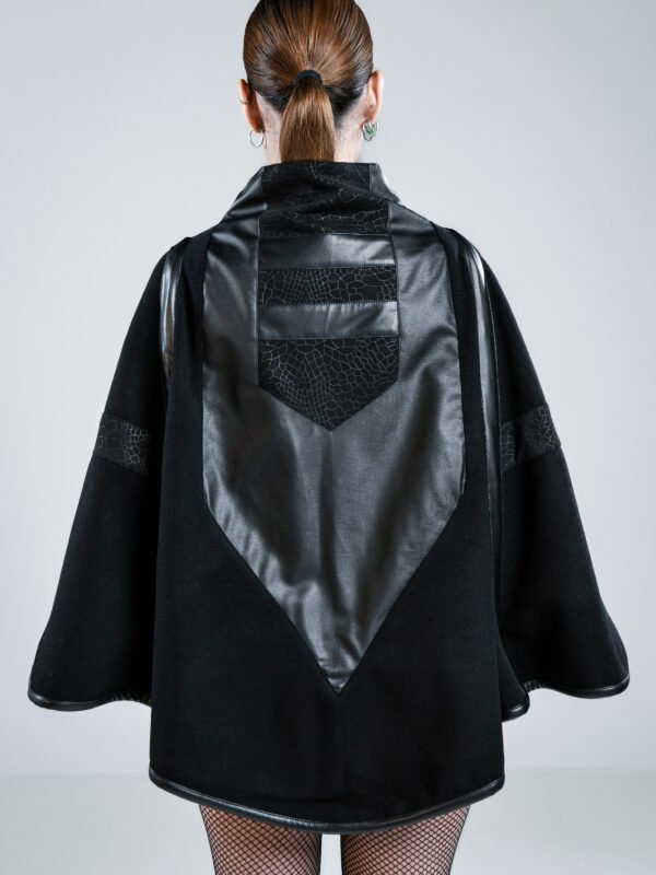 Pillar Poncho